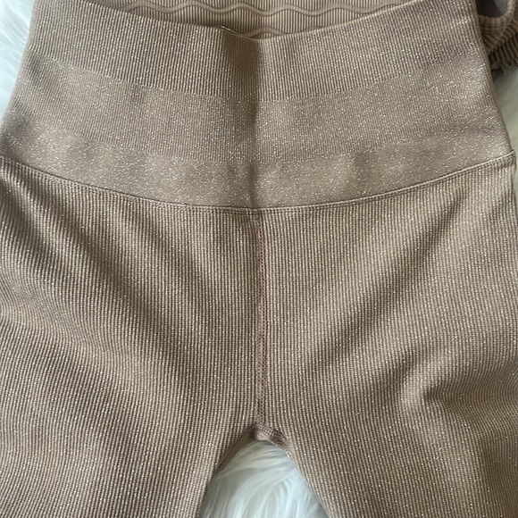 SPIRITUAL GANGSTER LOVE SCULPT SEAMLESS RUFFLE LEGGING - DESERT - Picture 5 of 8